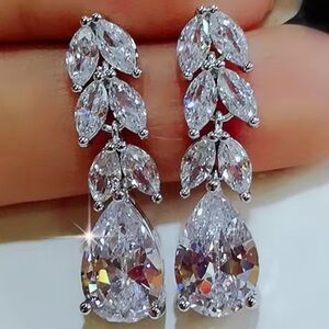 Zircon Bride Color Silver Leaf Drop Earrings